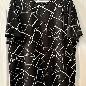 SHEIN Black and White Geometric Women’s Top